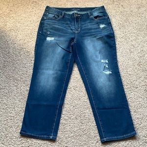 13/14 Maurices Capris